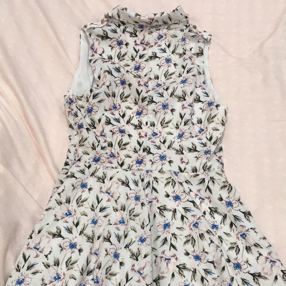 printed dress - Picture 4 of 4